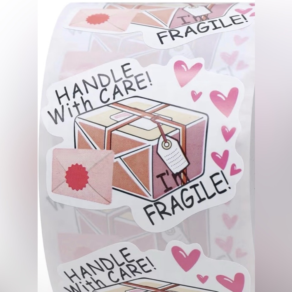 25 Elegant Handle With Care Fragile Stickers (buy now)